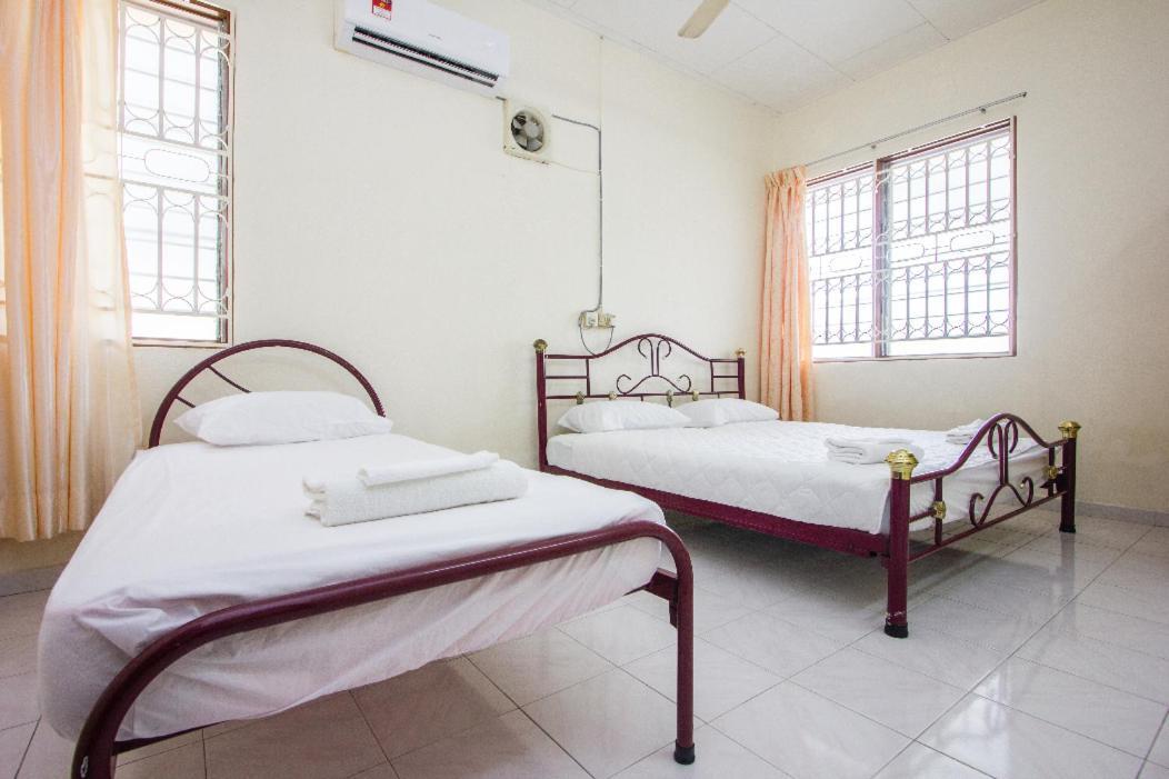 Sweet Home With 2 Auto Gates At Bm, Penang, M'Sia Bukit Mertajam Exterior foto